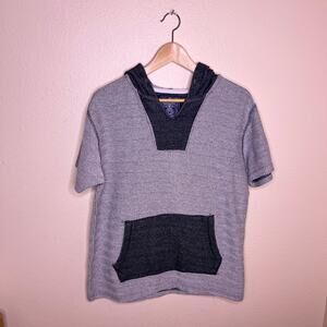 Company 81 Wesleyan Short Sleeve Hoodie Pullover Large